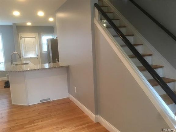 3rd image of 22986 Gary Ln