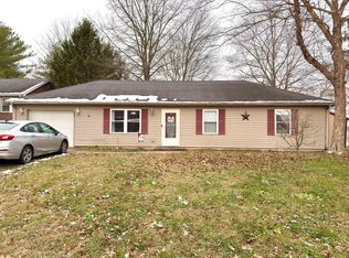 551 Old Peacock Rd, Paris, KY 40361