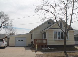 1138 Maple St, La Crosse, WI 54601