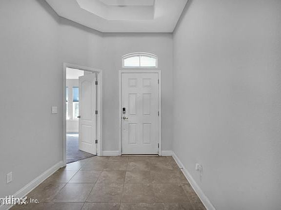 5th image of 258R Bradford Lake Cir