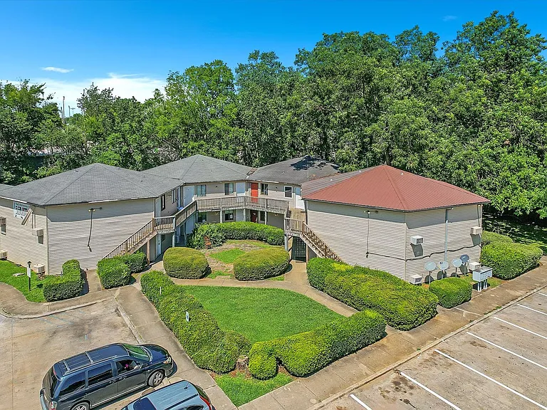 3801 Triana Blvd SW — Photo 21