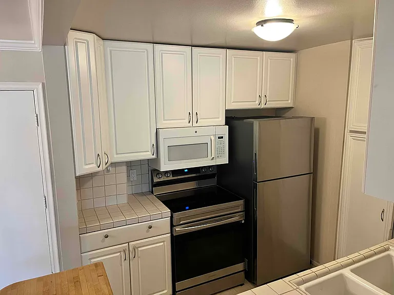 7740 Redlands St #M2069 — Photo 17