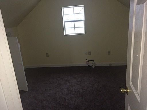 5th image of 84 Devonshire Ave