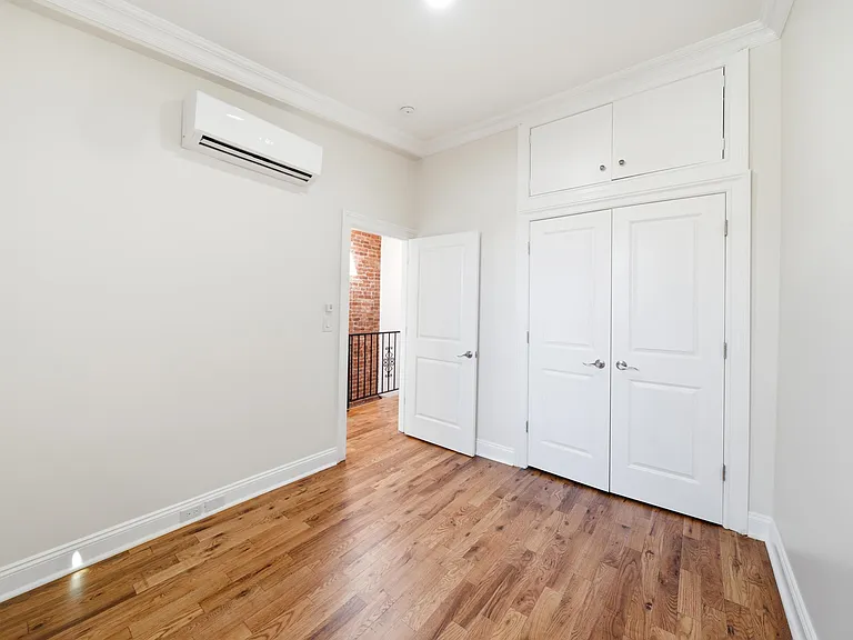37 Astor Pl #2 — Photo 18