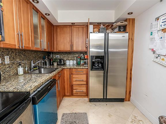 5th image of 20355 NE 34th Ct APT 2124