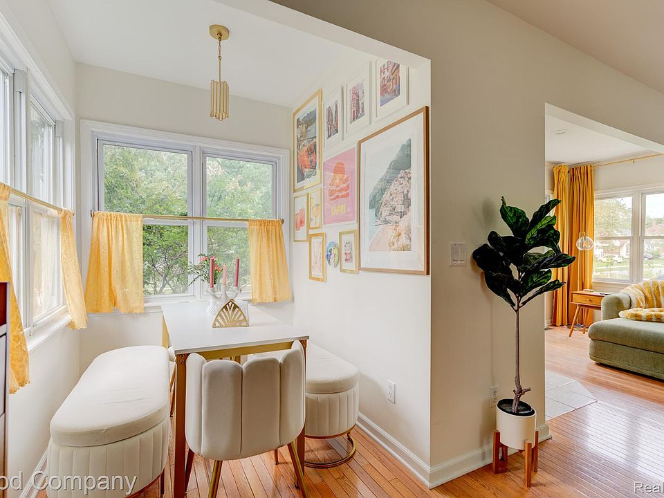 1665 W Troy St, photo 13