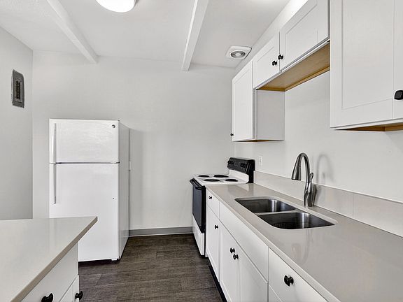 2nd image of 1112 NE 81st Ave #1112