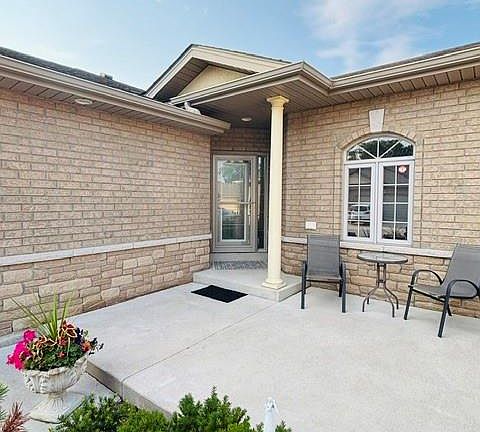 5th image of 6114 Tiburon Cres