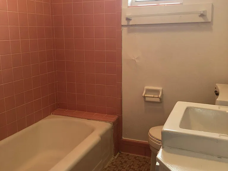 3208 N Armenia Ave #B — Photo 5