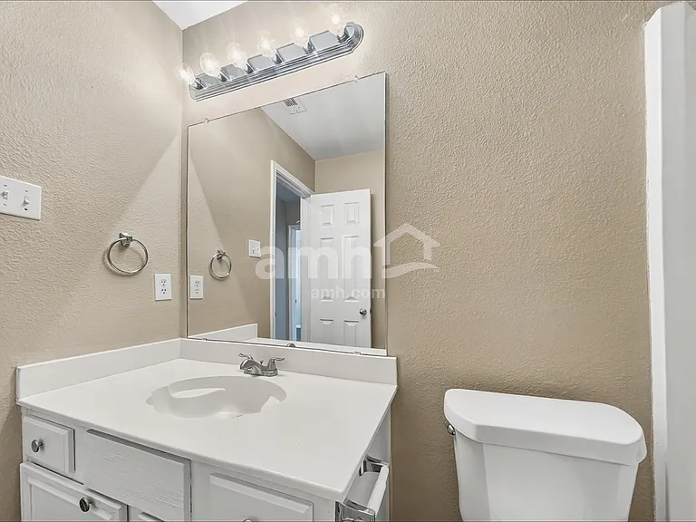 1325 Misty Dr — Photo 13