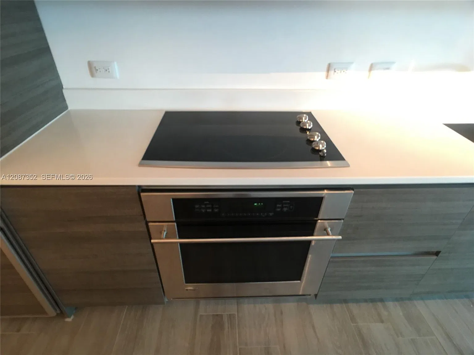 1100 Millecento Residence — Photo 4