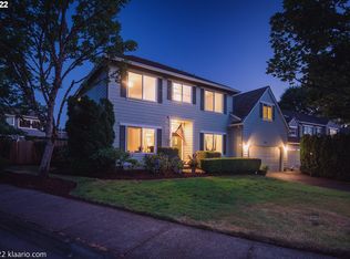 14708 SW Peak Ct, Portland, OR 97224