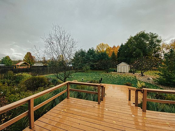5th image of 399 Morhouse Dr