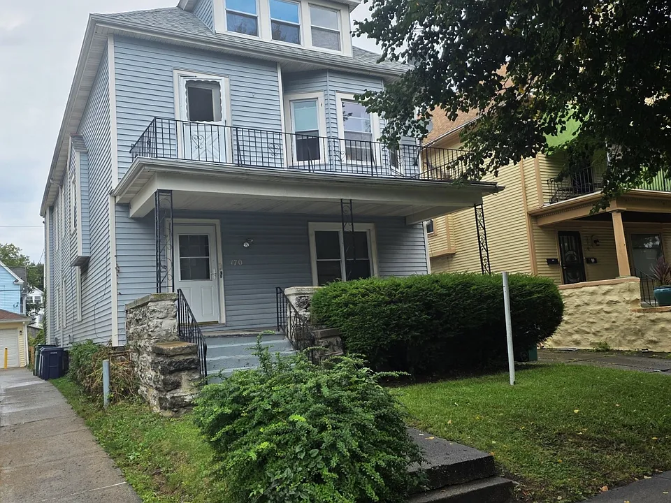 170 Blaine Ave #2