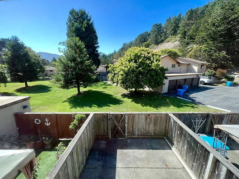 1177 Oddstad Blvd — Photo 27