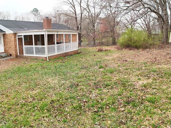 405 Quail Ridge Cir, Boiling Springs, SC 29316