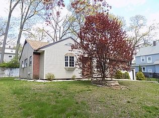 75 Copeland St, Springfield, MA 01108