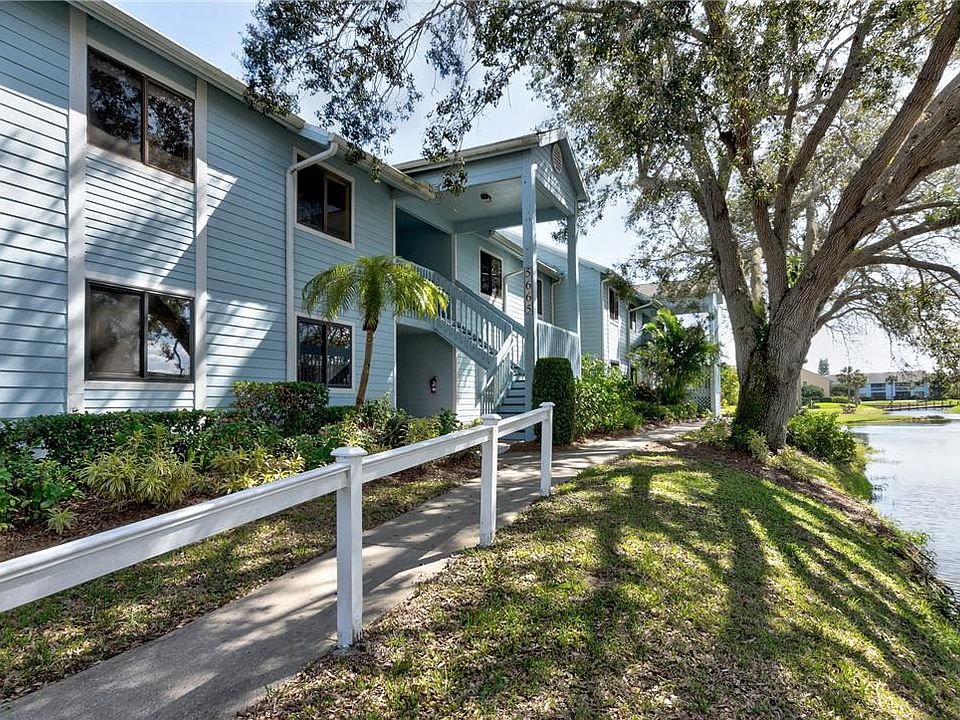 1st image of 5665 Marina Dr APT 3