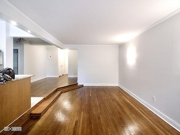 3rd image of 34 W 65th St APT 3B