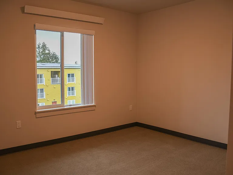 Kirkland Heights Apartments — Photo 44