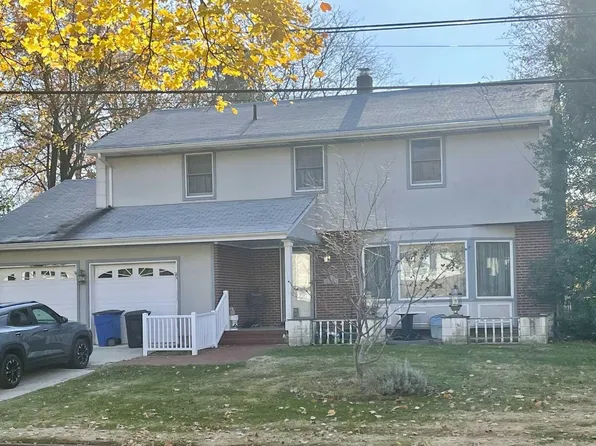 30 Buckingham Rd, Cresskill, NJ 07626