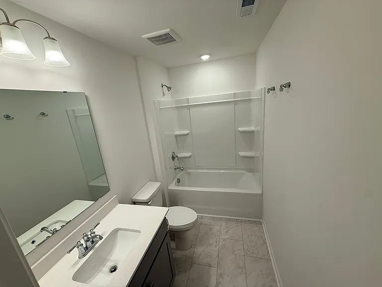 3113 Lilac Grove Dr — Photo 10