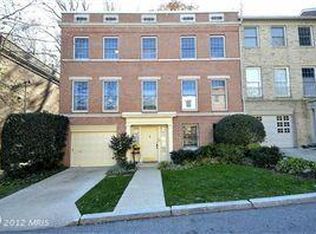 2710 Unicorn Ln NW, Washington, DC 20015