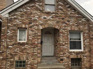 930 W 29th St #1ST, Chicago, IL 60608