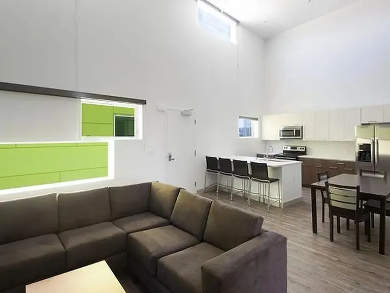 Village Lofts — Photo 23