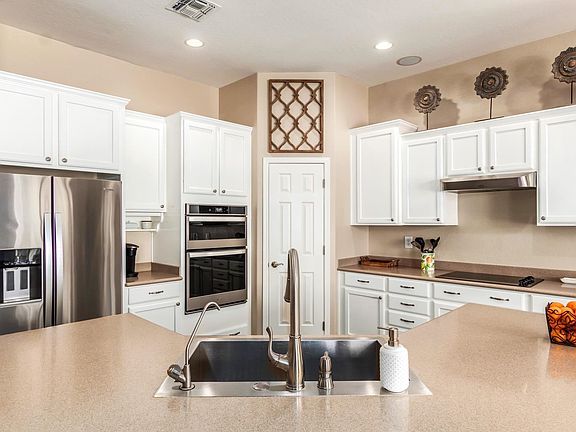 3rd image of 42912 N Livingstone Way