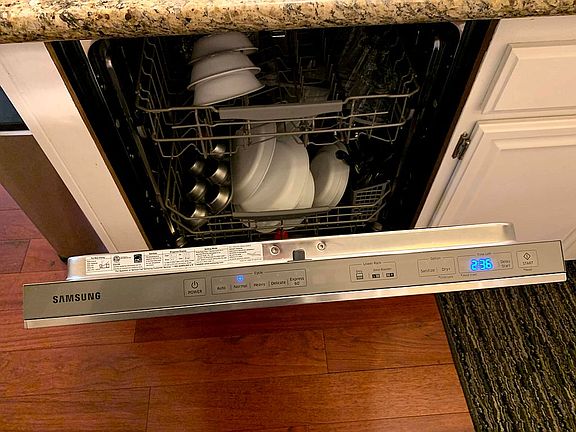 Silent stainless steel wash.