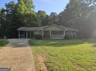 7542 Gordon Rd, Senoia, GA 30276