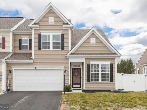 10231 Rashti Ct, Hagerstown, MD 21740