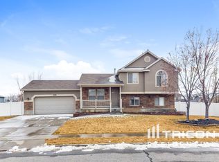 2539 W 2650 N, Clinton, UT 84015