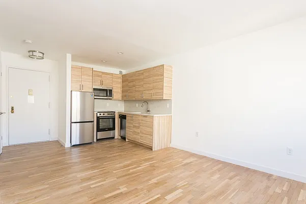 Rented by MNS | media 5