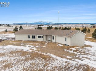 18050 Quarterhorse Ln, Colorado Springs, CO 80908