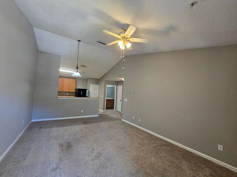 575 Oakleaf Plantation Pkwy #710 — Photo 2