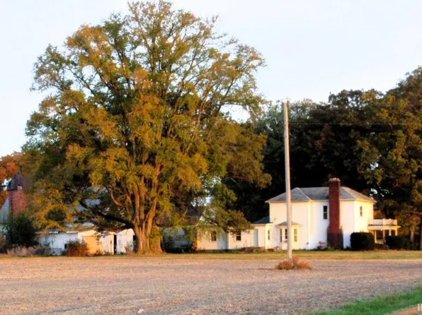 2862 N East Shafer Dr, Monticello, IN 47960