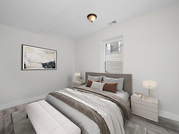 3rd image of 1628 S 50th Ave Floor 2