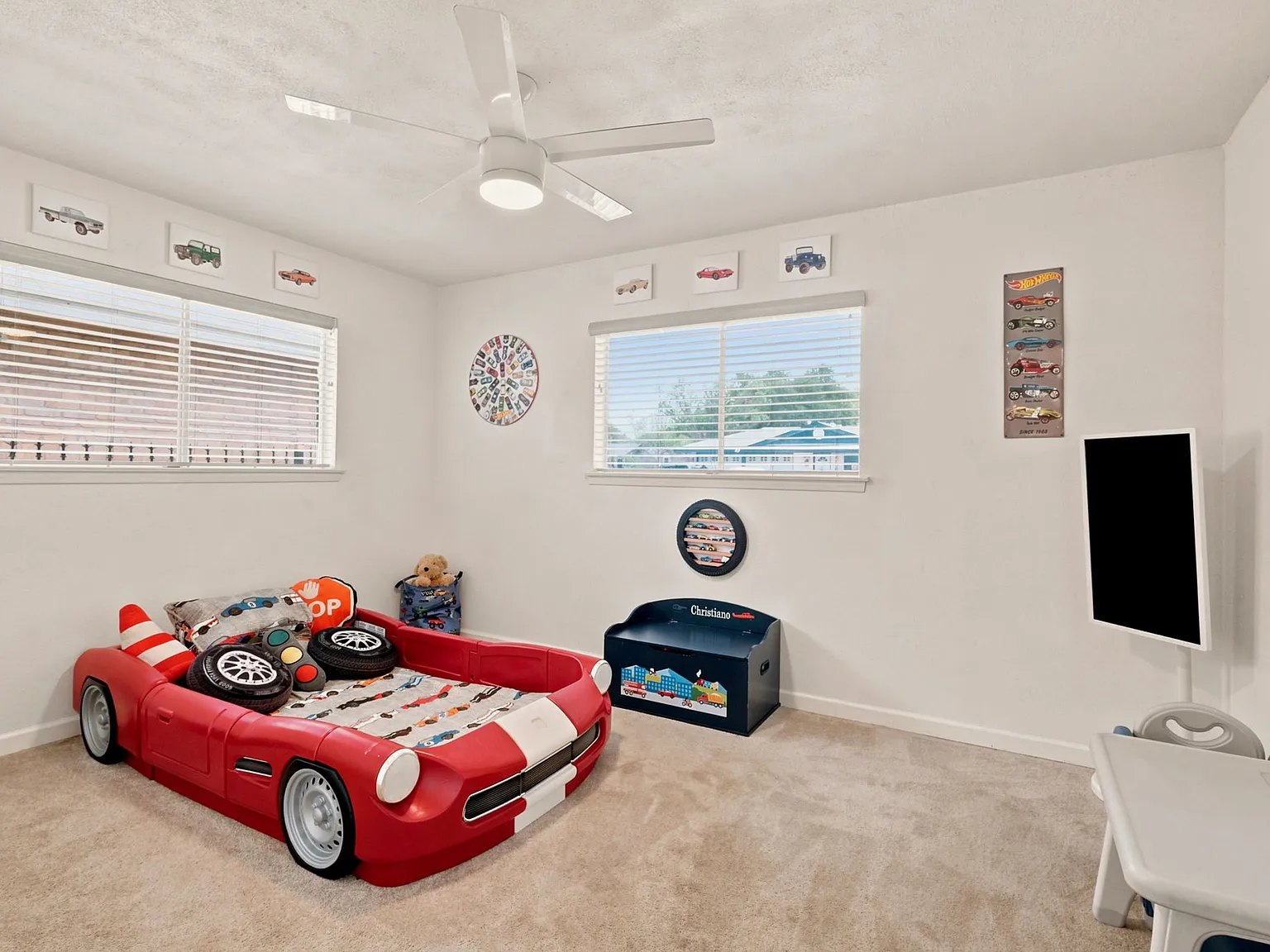 3 bed, 1800 sqft, $2,900 — Photo 3