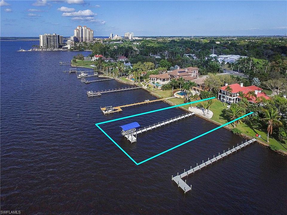 1st image of 2490 McGregor Blvd