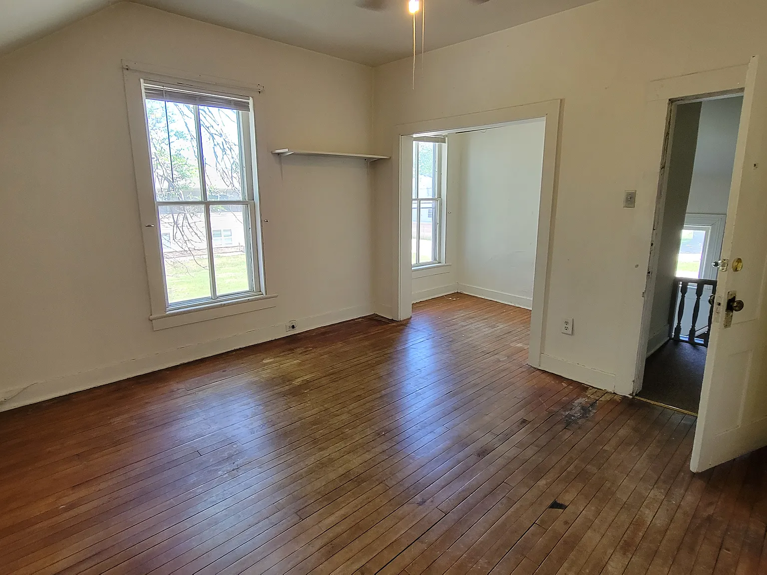 4 bed, 1400 sqft, $1,400 — Photo 3