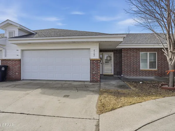 4167 Lark Cir, Grand Forks, ND 58201