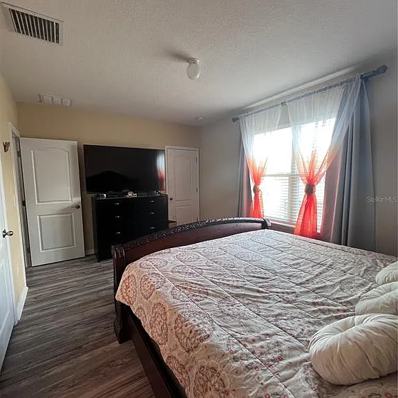 10426 Yellow Spice Ct — Photo 9