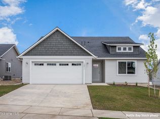 6133 W Bowmore Ln, Rathdrum, ID 83858