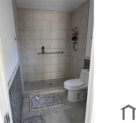 5725 E Yandell Dr — Photo 7