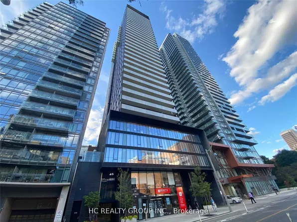 28 Wellesley St E, Toronto, ON