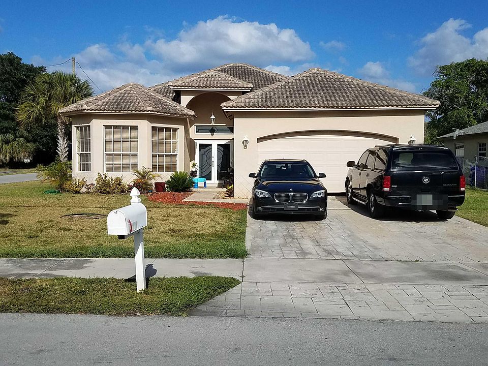 1st image of 370 NW 1st Ave