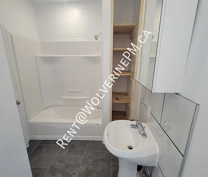 2077 S Main St #2 — Photo 10
