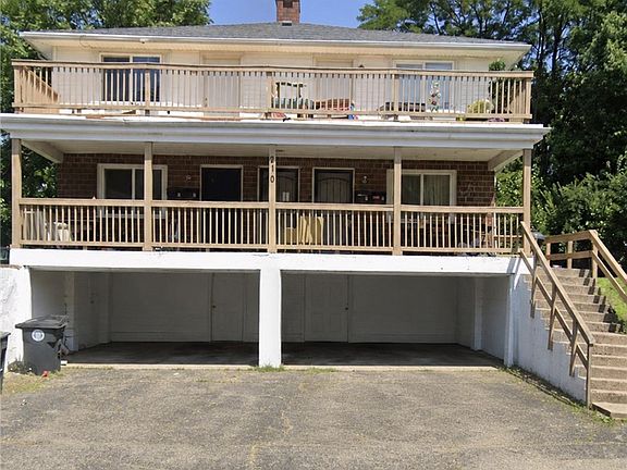 2nd image of 210 N Cherrywood Ave